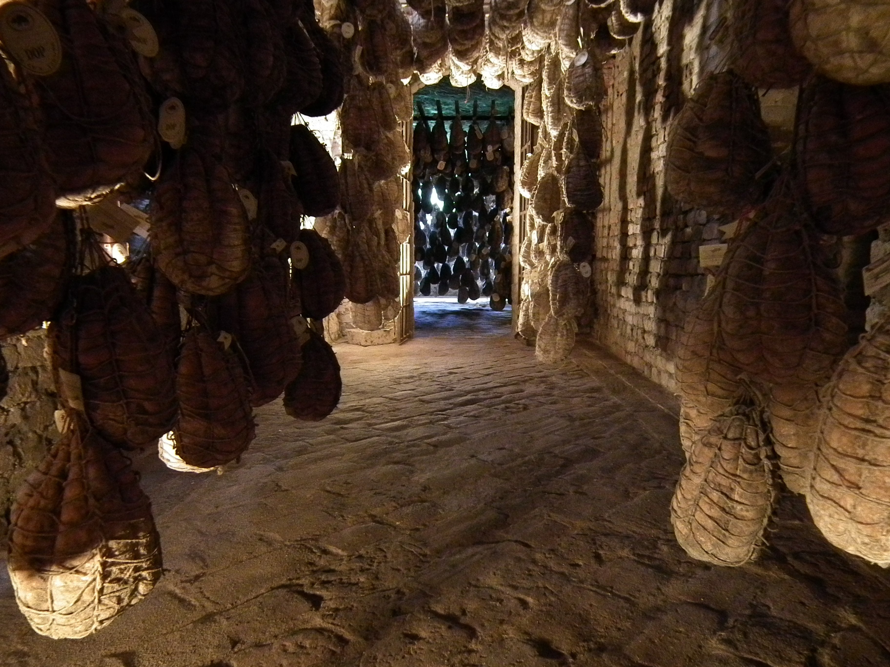 Strolghino Salame (240g Minimum)