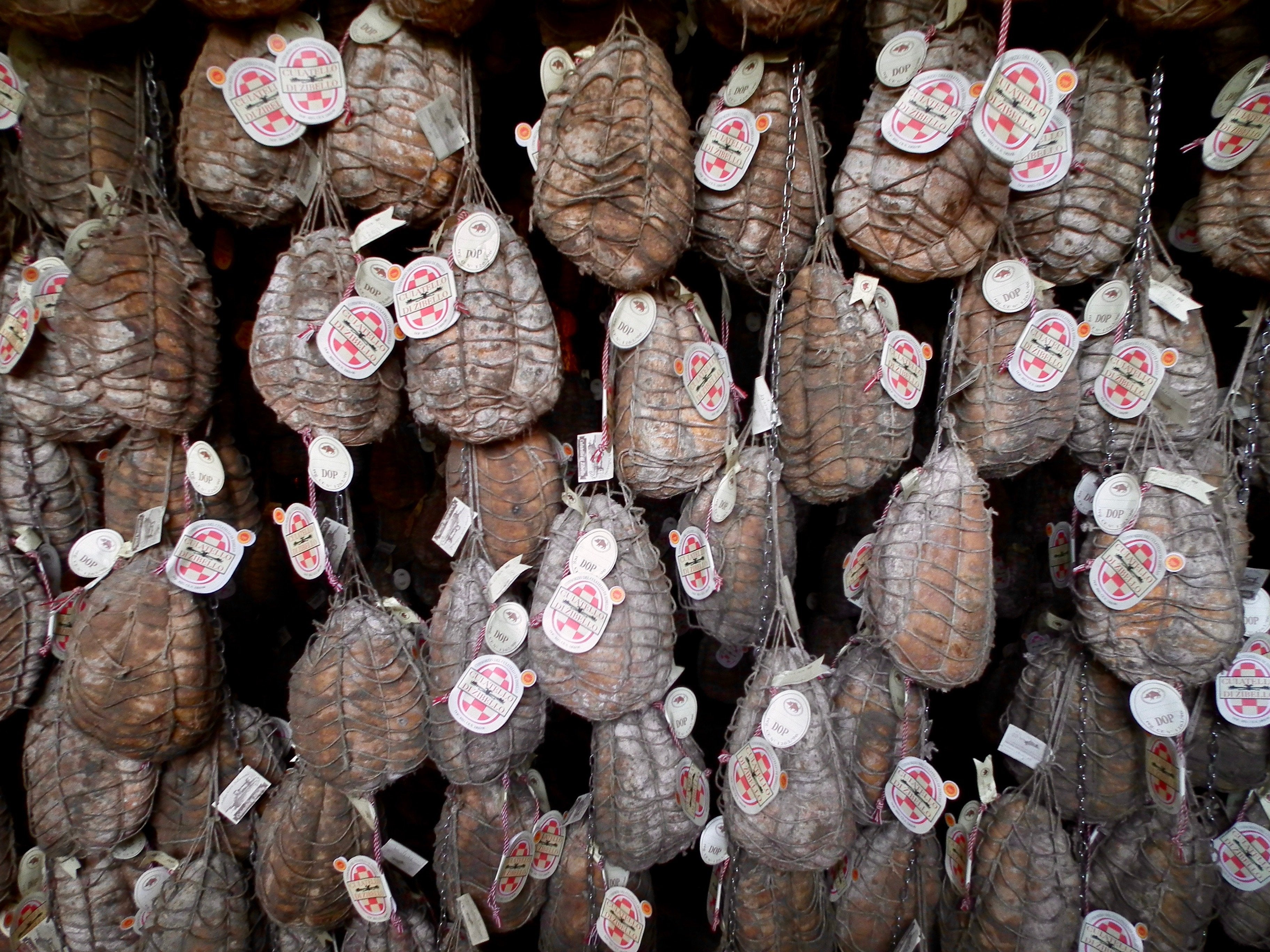 Strolghino Salame (240g Minimum)